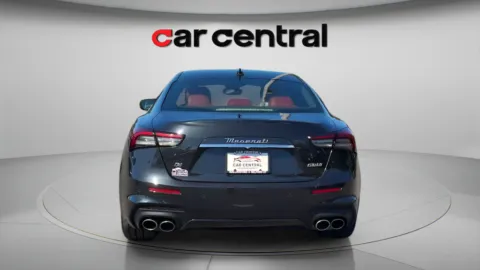 More photos of 2022 Maserati Ghibli Modena Q4 at Car Central Milford, CT