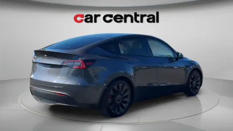 More photos of 2021 Tesla Model Y Performance at Car Central Milford, CT