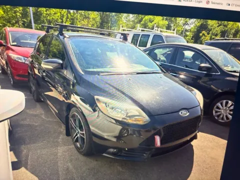 More photos of 2014 Ford Focus ST at Car Central Milford, CT