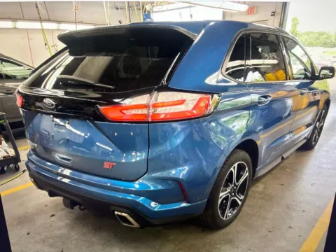 More photos of 2020 Ford Edge ST at Car Central Milford, CT
