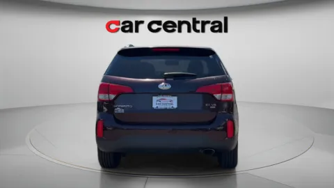 More photos of 2014 Kia Sorento EX at Car Central Milford, CT