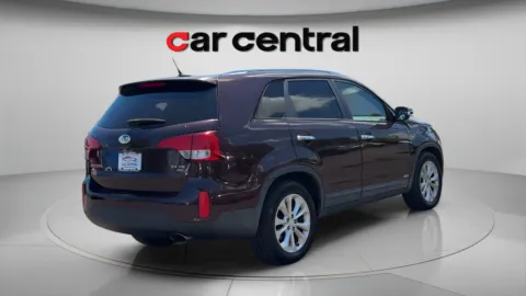 More photos of 2014 Kia Sorento EX at Car Central Milford, CT