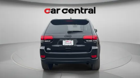 More photos of 2018 Jeep Grand Cherokee Laredo at Car Central Milford, CT