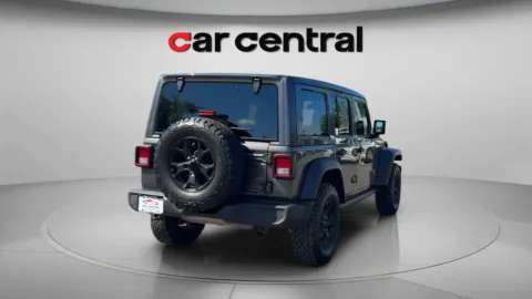 More photos of 2021 Jeep Wrangler Unlimited Willys at Car Central Milford, CT