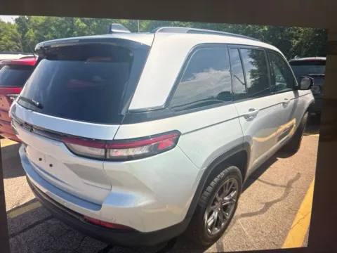 Another view of 2023 Jeep Grand Cherokee Altitude X for sale in Milford, CT at Car Central Milford