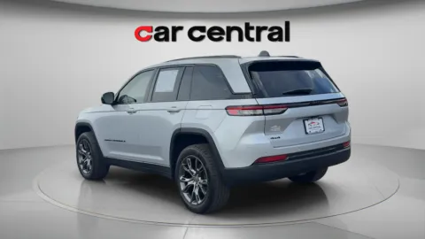 Another view of 2023 Jeep Grand Cherokee Altitude X for sale in Milford, CT at Car Central Milford