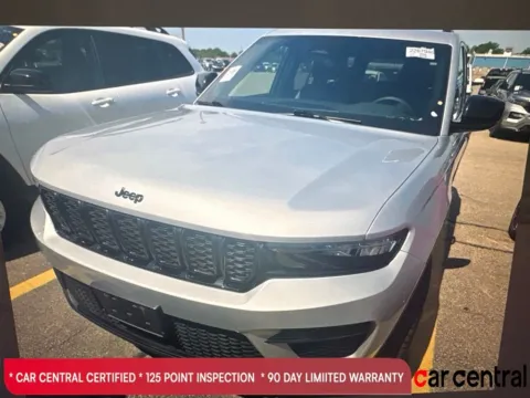 Silver 2023 Jeep Grand Cherokee Altitude X for sale in Milford, CT