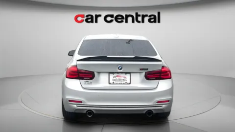 More photos of 2018 BMW 3 Series 340i xDrive at Car Central Milford, CT