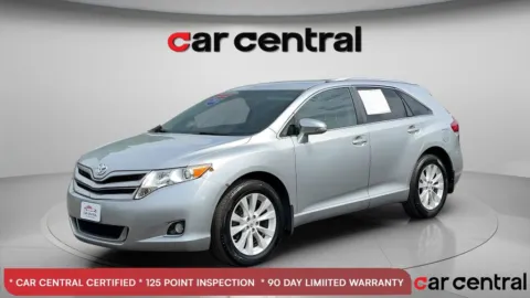 Silver 2015 Toyota Venza LE for sale in Milford, CT