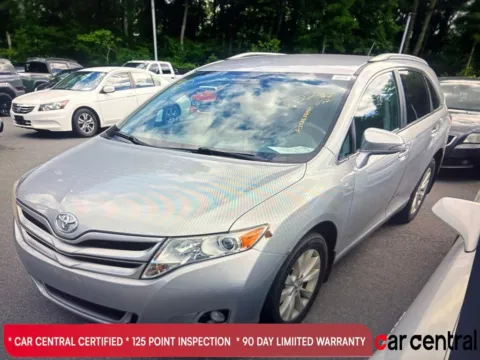 Silver 2015 Toyota Venza LE for sale in Milford, CT