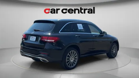 More photos of 2018 Mercedes-Benz GLC 300 at Car Central Milford, CT