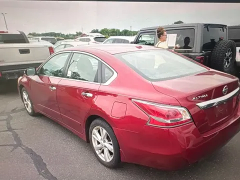 Photos of 2015 Nissan Altima 2.5 SV for sale in Milford, CT at Car Central Milford