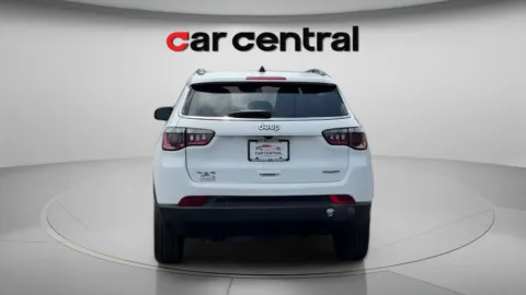 More photos of 2024 Jeep Compass Latitude at Car Central Milford, CT