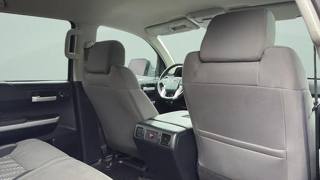 2018 Toyota Tundra SR5 - Photo 23