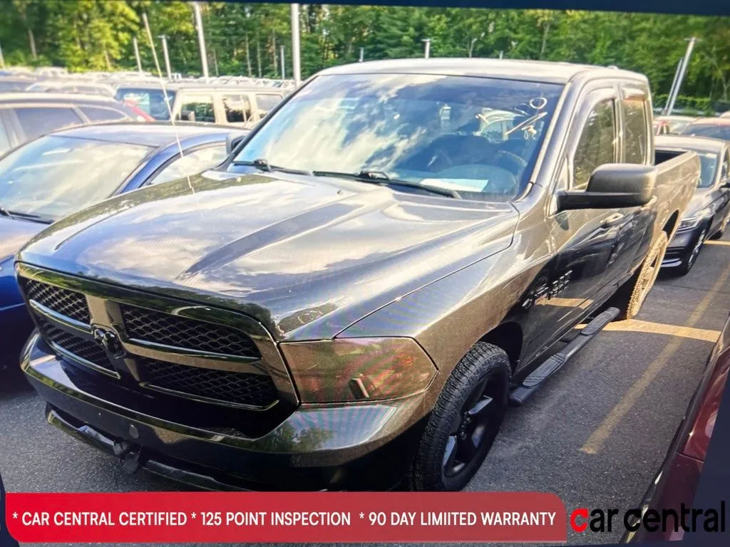2016 RAM 1500 Express 4x4 Quad Cab 6'4" (Fleet)'s photo