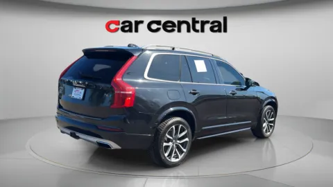 More photos of 2017 Volvo XC90 T6 Momentum at Car Central Milford, CT