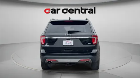 More photos of 2017 Ford Explorer XLT at Car Central Milford, CT