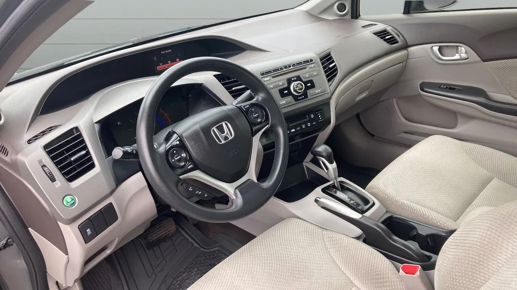 2012 Honda Civic HYBRID - Photo 13