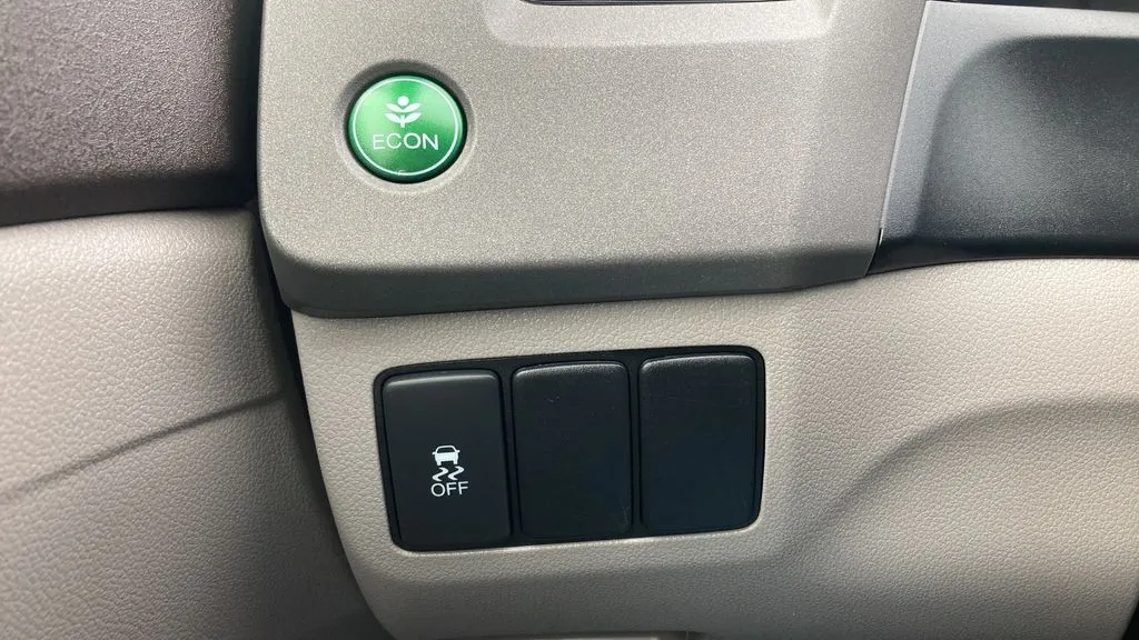2012 Honda Civic HYBRID - Photo 12