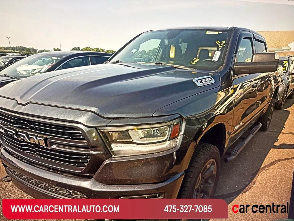 2019 RAM 1500 Big Horn/Lone Star 4x4 Crew Cab 5'7's photo