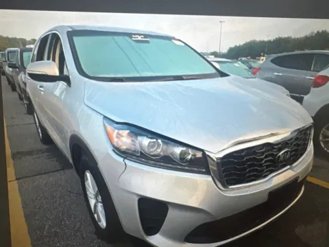 More photos of 2020 Kia Sorento LX at Car Central Milford, CT