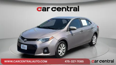 Brown 2015 Toyota Corolla LE for sale in Milford, CT