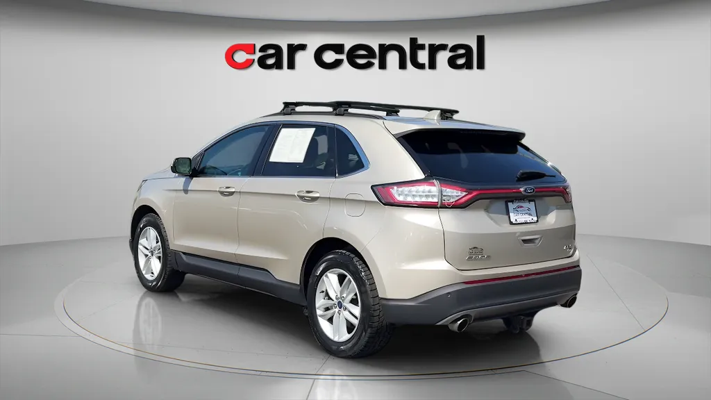 Another view of 2018 Ford Edge SEL for sale in Milford, CT at Car Central Milford