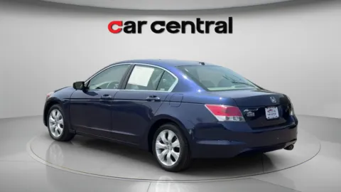 More photos of 2010 Honda Accord EX-L at Car Central Milford, CT