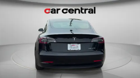 More photos of 2020 Tesla Model 3 Long Range at Car Central Milford, CT