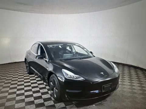 More photos of 2020 Tesla Model 3 Long Range at Car Central Milford, CT