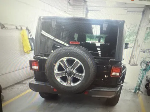 More photos of 2021 Jeep Wrangler Unlimited Sahara at Car Central Milford, CT