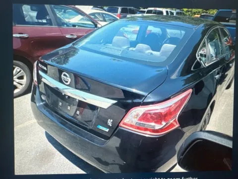 Another view of 2013 Nissan Altima 2.5 for sale in Milford, CT at Car Central Milford