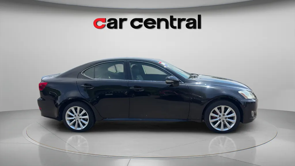 More photos of 2009 Lexus IS 250 at Car Central Milford, CT