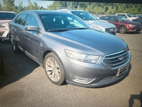 More photos of 2014 Ford Taurus Limited at Car Central Milford, CT