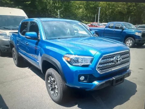 More photos of 2017 Toyota Tacoma TRD Off-Road at Car Central Milford, CT