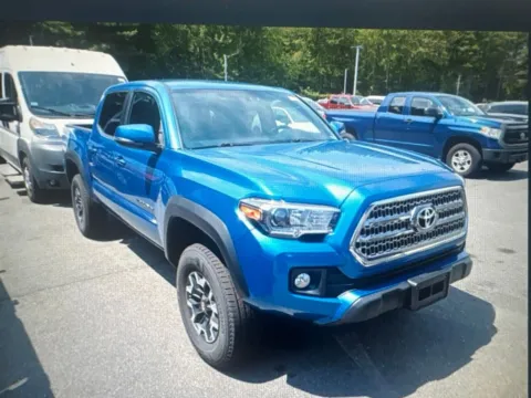 More photos of 2017 Toyota Tacoma TRD Off-Road at Car Central Milford, CT