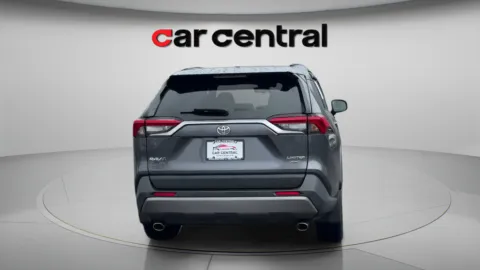 More photos of 2019 Toyota RAV4 Limited at Car Central Milford, CT