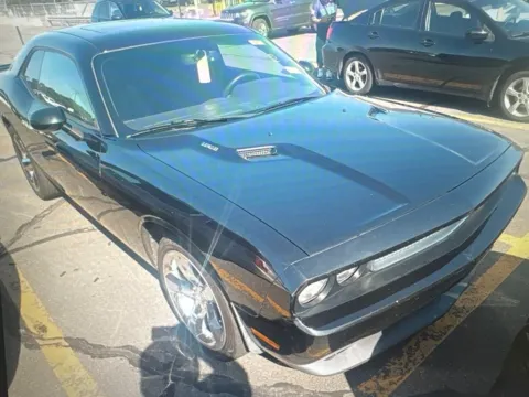 More photos of 2011 Dodge Challenger R/T at Car Central Milford, CT