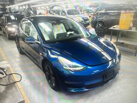 More photos of 2019 Tesla Model 3 Long Range at Car Central Milford, CT