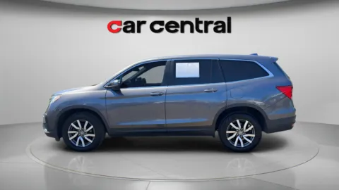 Photos of 2020 Honda Pilot EX-L for sale in Milford, CT at Car Central Milford