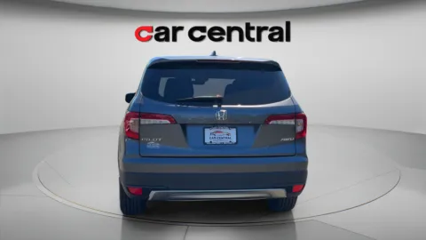 More photos of 2020 Honda Pilot EX-L at Car Central Milford, CT