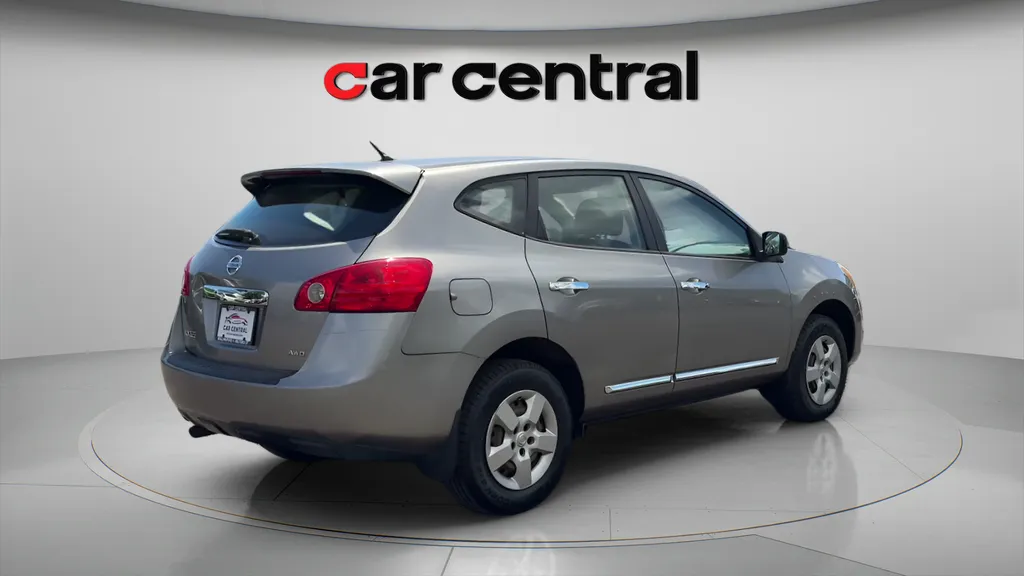 More photos of 2011 Nissan Rogue S at Car Central Milford, CT