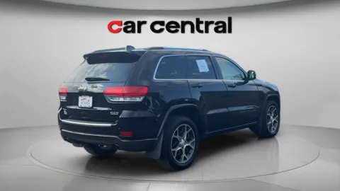 More photos of 2018 Jeep Grand Cherokee Limited at Car Central Milford, CT