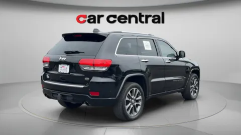 More photos of 2017 Jeep Grand Cherokee Overland at Car Central Milford, CT