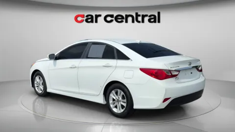 More photos of 2014 Hyundai Sonata GLS at Car Central Milford, CT