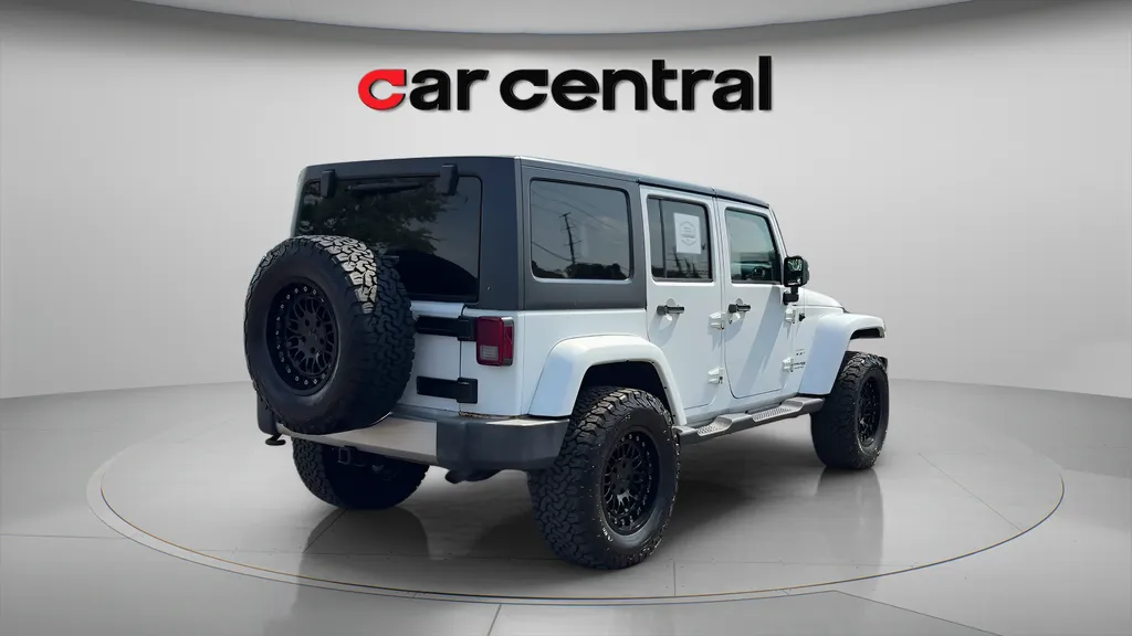 More photos of 2018 Jeep Wrangler JK Unlimited Sahara at Car Central Milford, CT