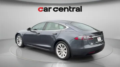 More photos of 2016 Tesla Model S 90D at Car Central Milford, CT