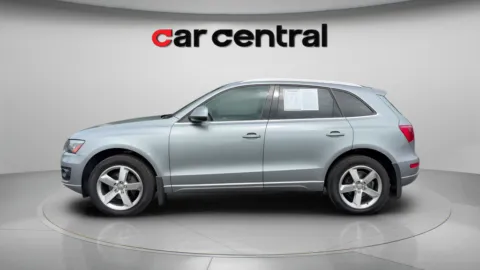 Photos of 2011 Audi Q5 2.0T Premium for sale in Milford, CT at Car Central Milford