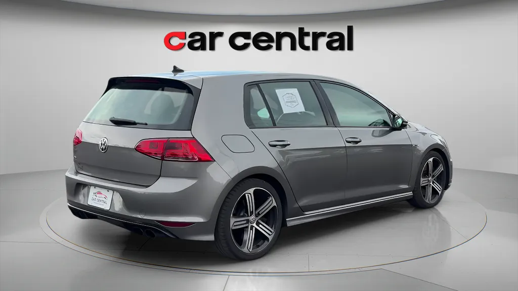More photos of 2016 Volkswagen Golf R at Car Central Milford, CT