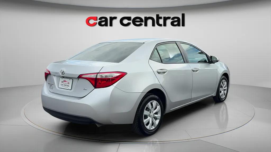More photos of 2016 Toyota Corolla LE at Car Central Milford, CT